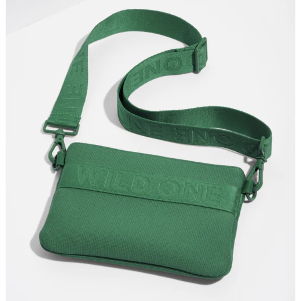 Wild One Dog Treat Pouch Spruce